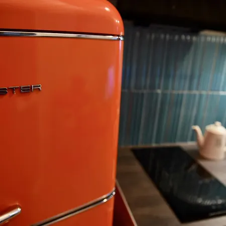 Mountain Tea Lodge *